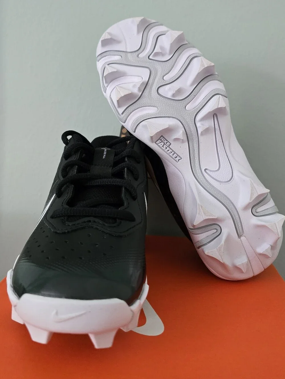 New Nike Kids Black White Youth Cleats